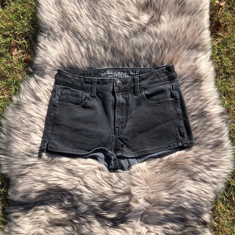 AE Black Hi-Rise Shortie SZ 0